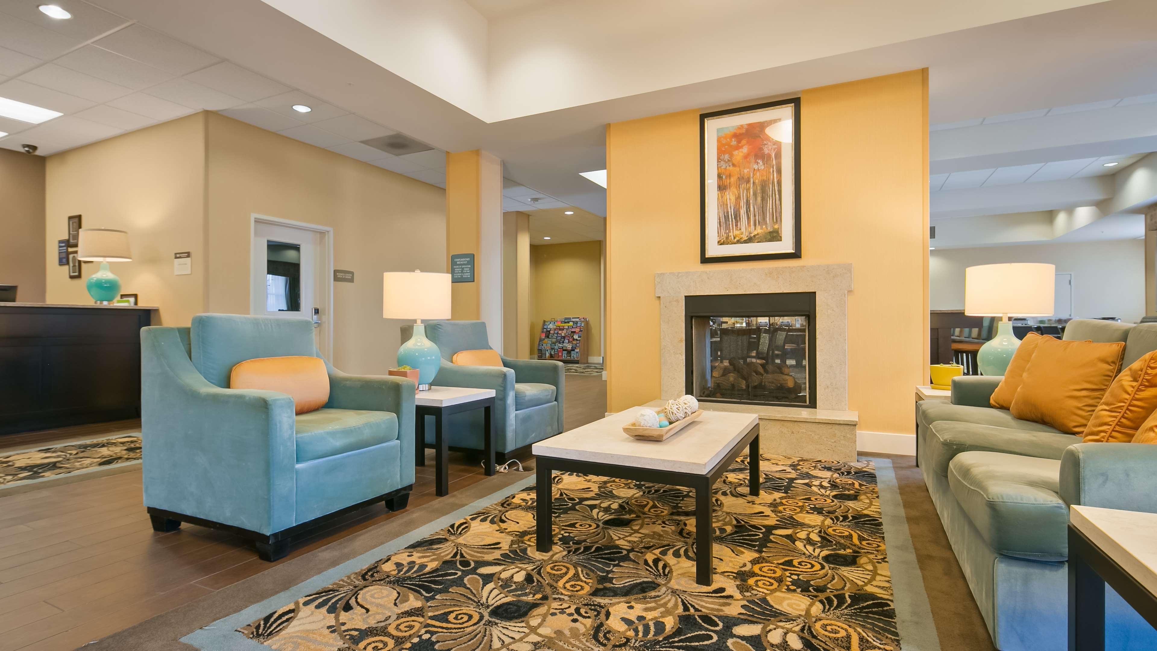 Best Western Plus Arlington/Marysville Ngoại thất bức ảnh